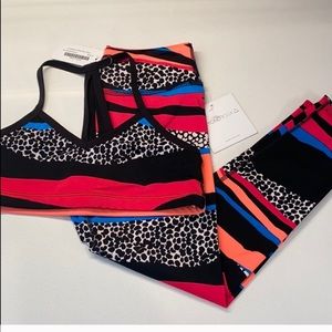 New Beyond Yoga Lux Print Set Sand Dunes Sz XS/S